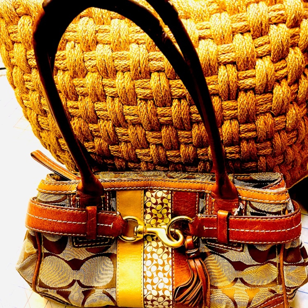 Women’s Authentic Coach Logo Bag